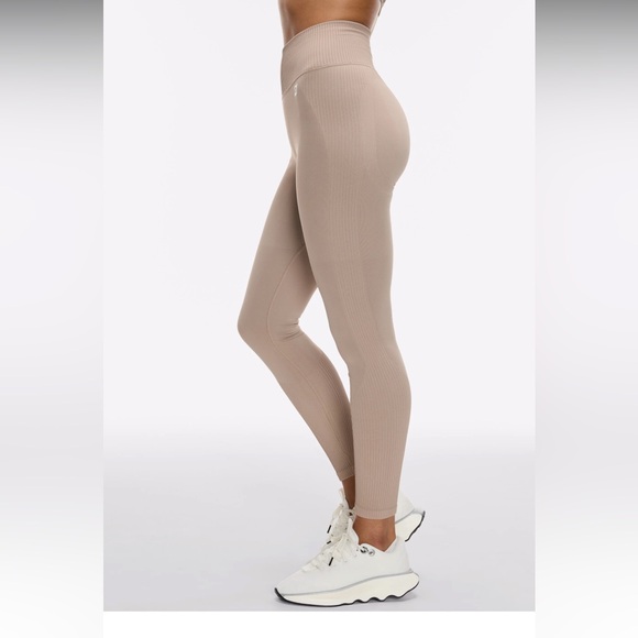 Peloton Taupe Leggings - Picture 2 of 7
